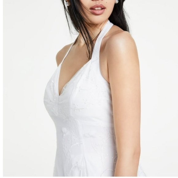 Jump Apparel Junior Womens White Embroidered Halter Neck Long Party Dress Size 0 - Picture 3 of 6